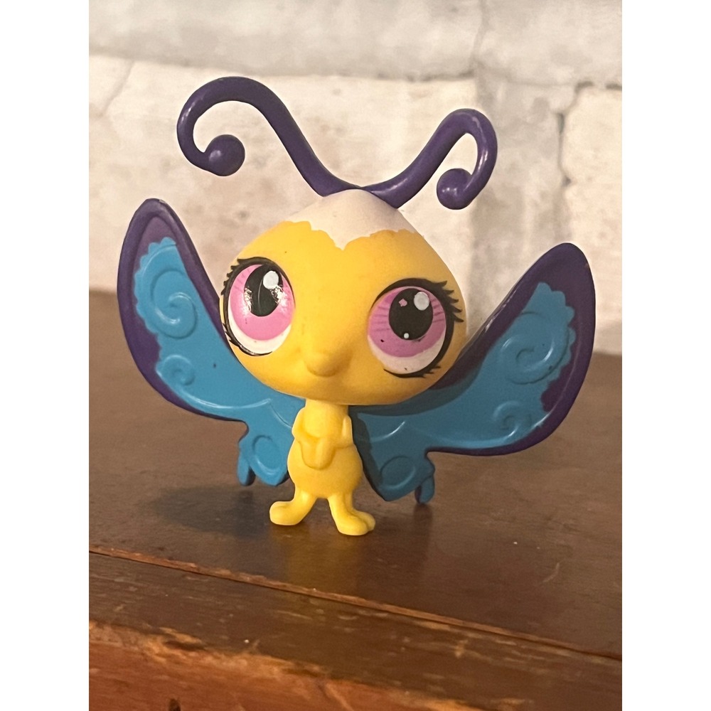 LPS Littlest Pet Shop Yellow Purple Butterfly #3286‎ Sweetest Picnic